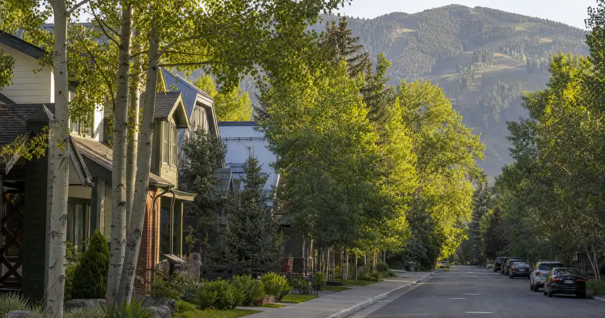 Aspen, Colorado DSCR loans — qualify on the property’s rental income, not personal income.
