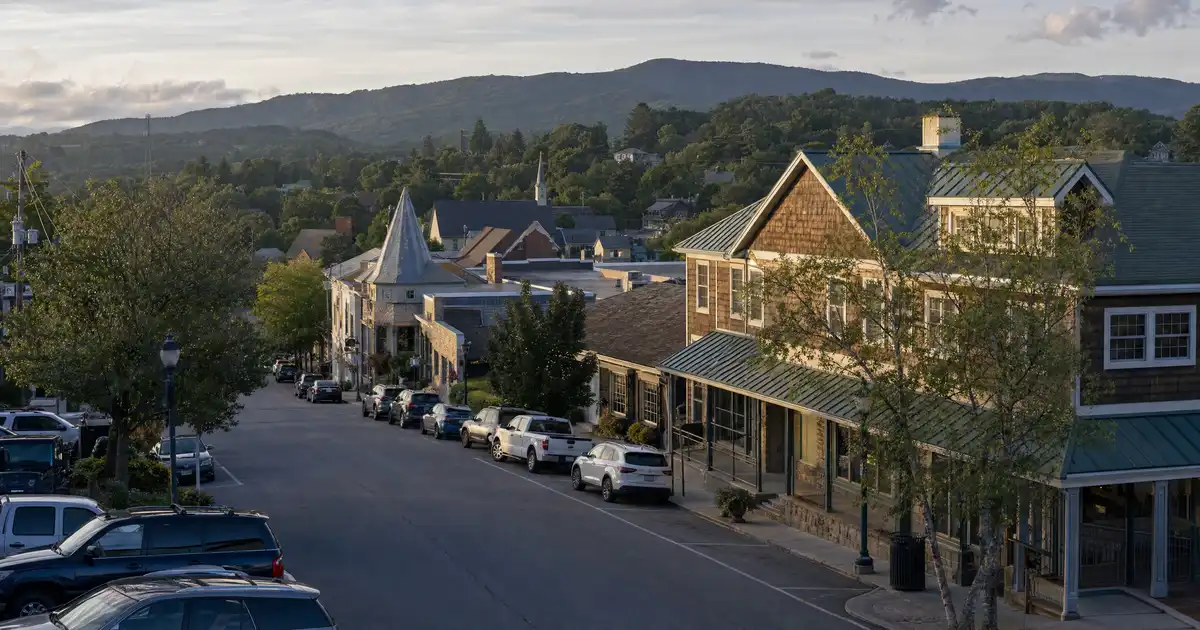 Banner Elk, North Carolina DSCR loans — qualify on the property’s rental income, not personal income.