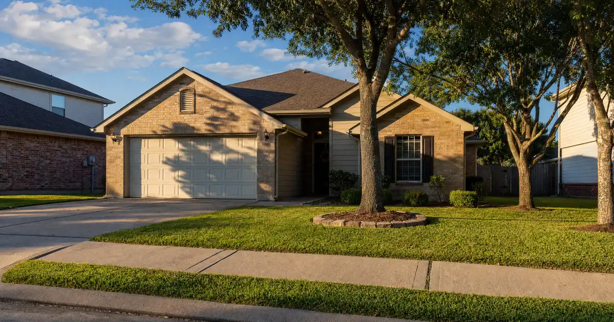 Baytown, Texas DSCR loans — qualify on the property’s rental income, not personal income.