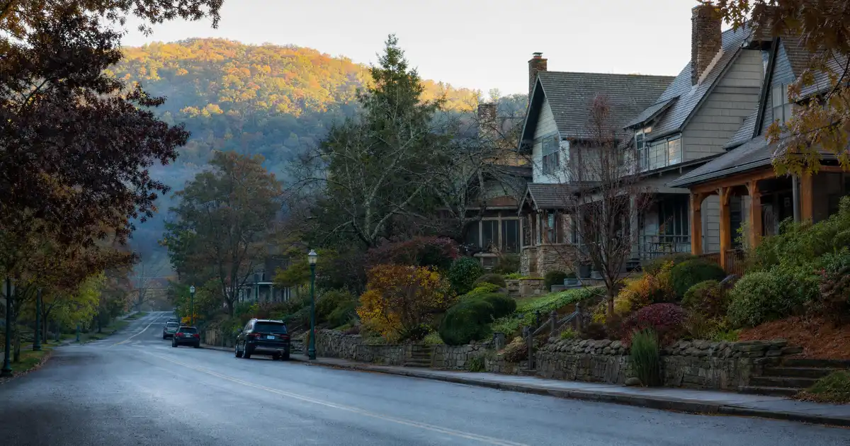 Blowing Rock, North Carolina bank statement loans — qualify on twelve months of deposits, not tax returns.