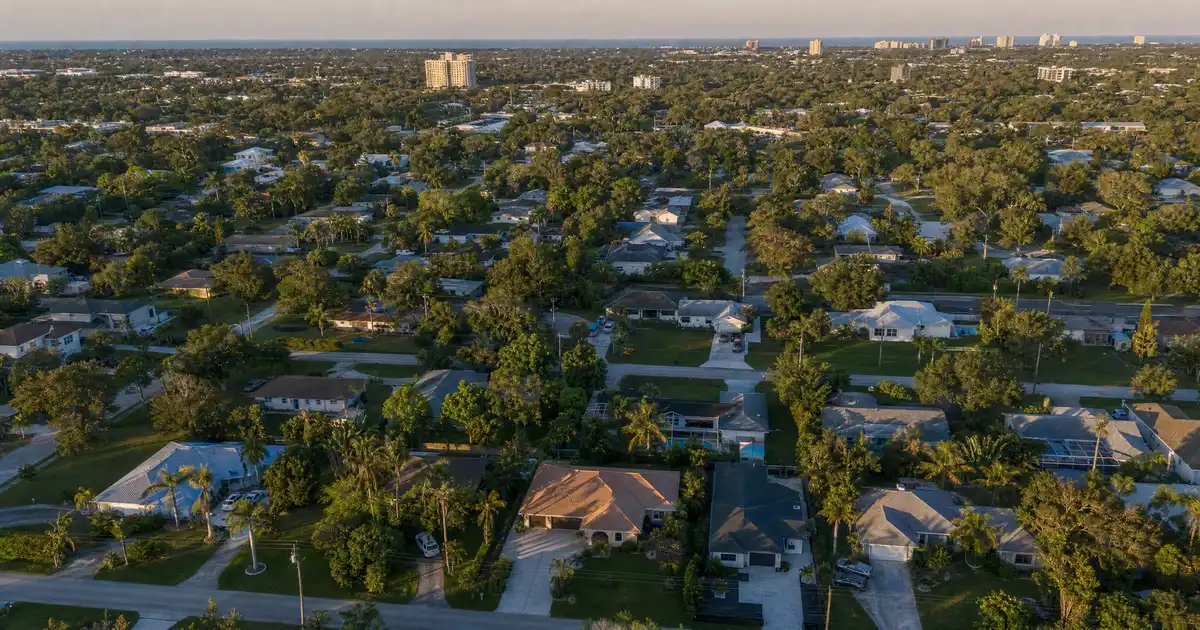 Bonita Springs, Florida bank statement loans — qualify on twelve months of deposits, not tax returns.