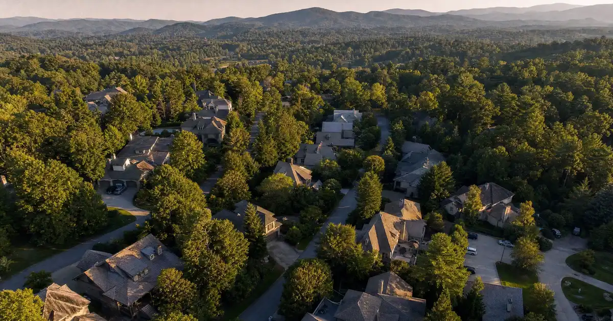 Cashiers, North Carolina DSCR loans — qualify on the property’s rental income, not personal income.