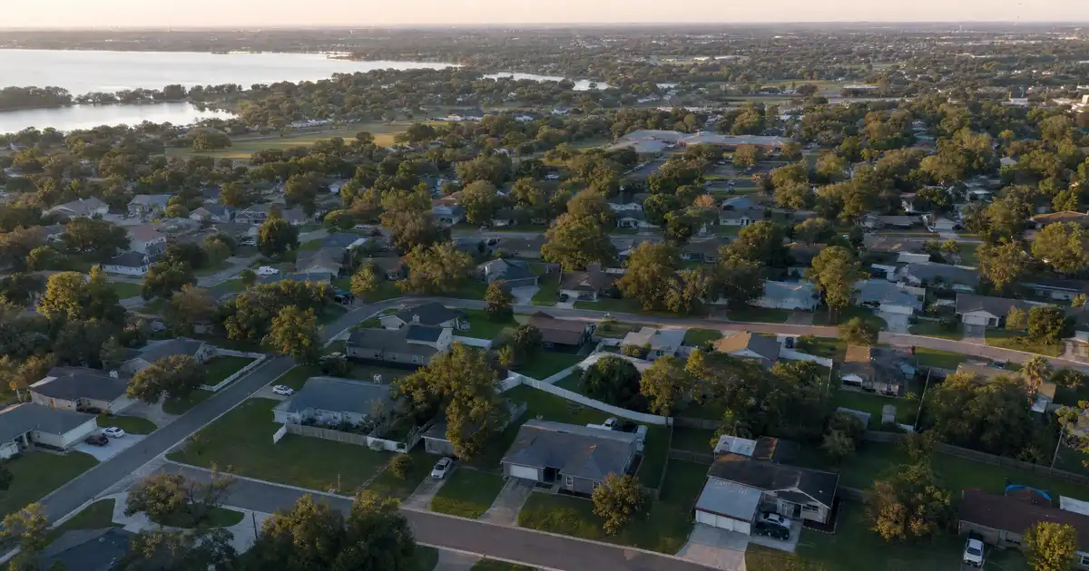 Clermont, Florida bank statement loans — qualify on twelve months of deposits, not tax returns.