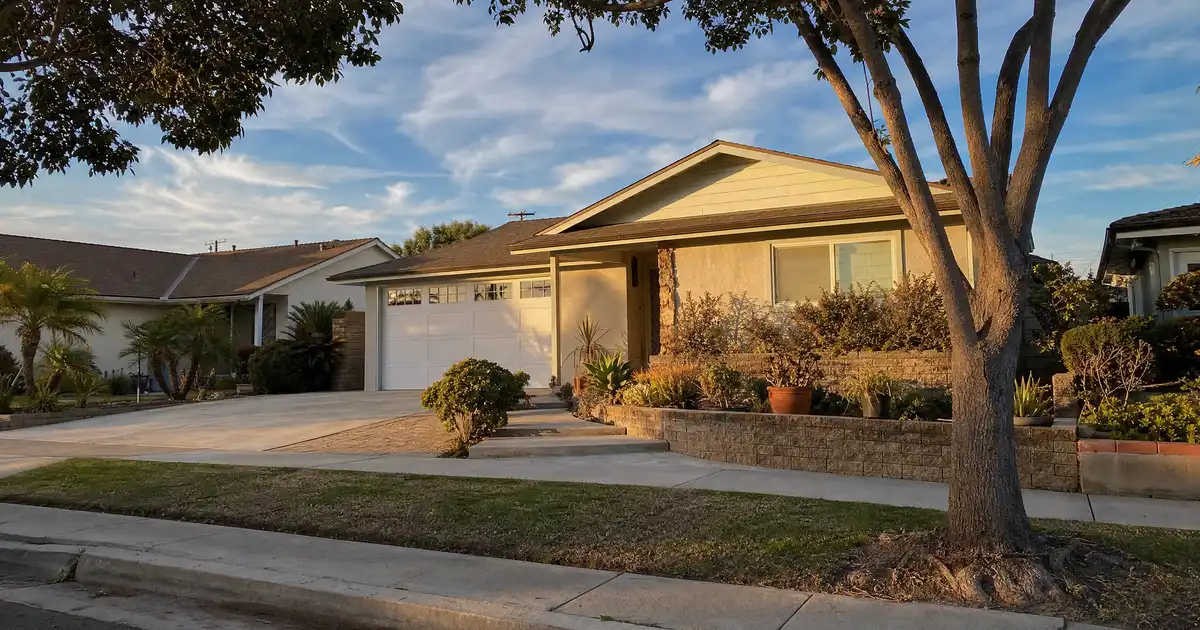 Costa Mesa, California DSCR loans — qualify on the property’s rental income, not personal income.