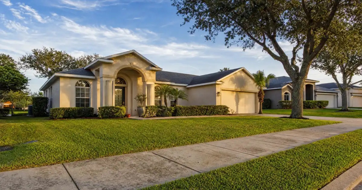 Davenport, Florida DSCR loans — qualify on the property’s rental income, not personal income.