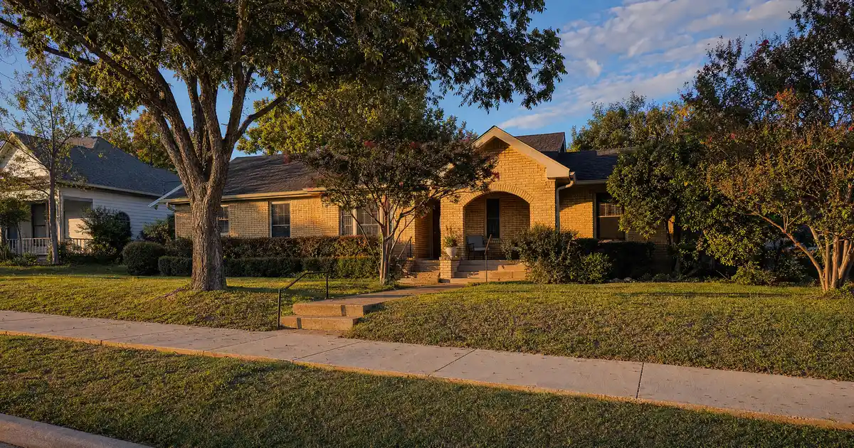 Denison, Texas bank statement loans — qualify on twelve months of deposits, not tax returns.