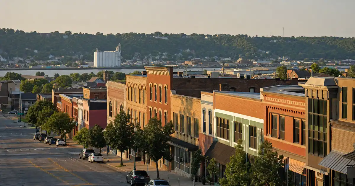 Dubuque, Iowa DSCR loans — qualify on the property’s rental income, not personal income.