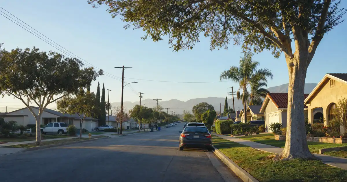 El Monte, California bank statement loans — qualify on twelve months of deposits, not tax returns.