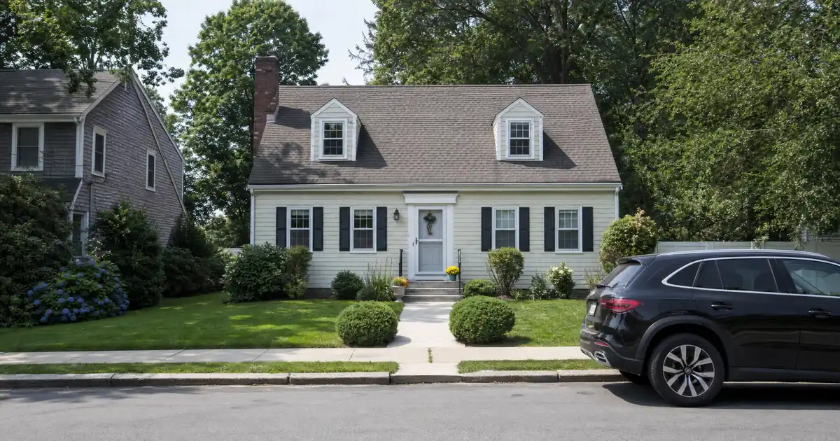 Using A Property Manager For Your First Rental