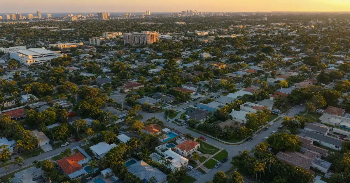 Fort Lauderdale, Florida DSCR loans — qualify on the property’s rental income, not personal income.