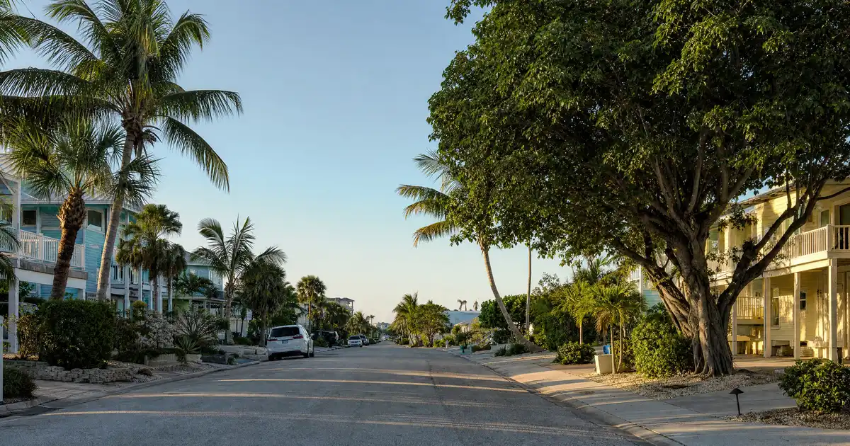 Fort Myers Beach, Florida bank statement loans — qualify on twelve months of deposits, not tax returns.