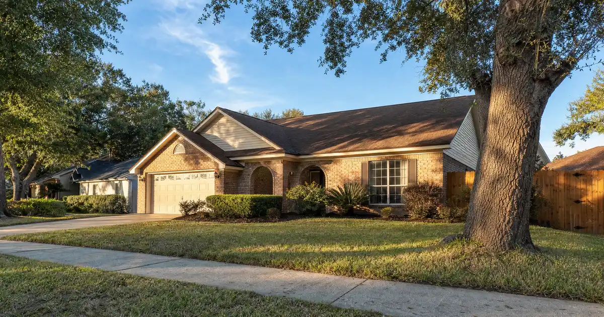 Fort Walton Beach, Florida DSCR loans — qualify on the property’s rental income, not personal income.