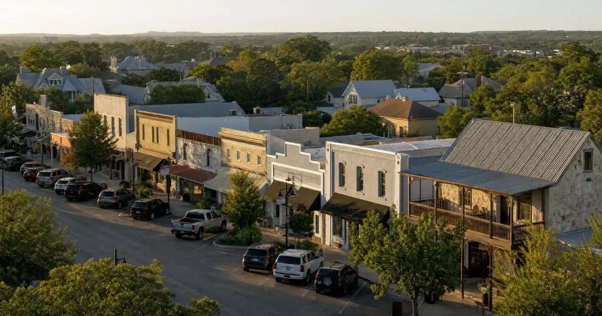 Fredericksburg, Texas bank statement loans — qualify on twelve months of deposits, not tax returns.