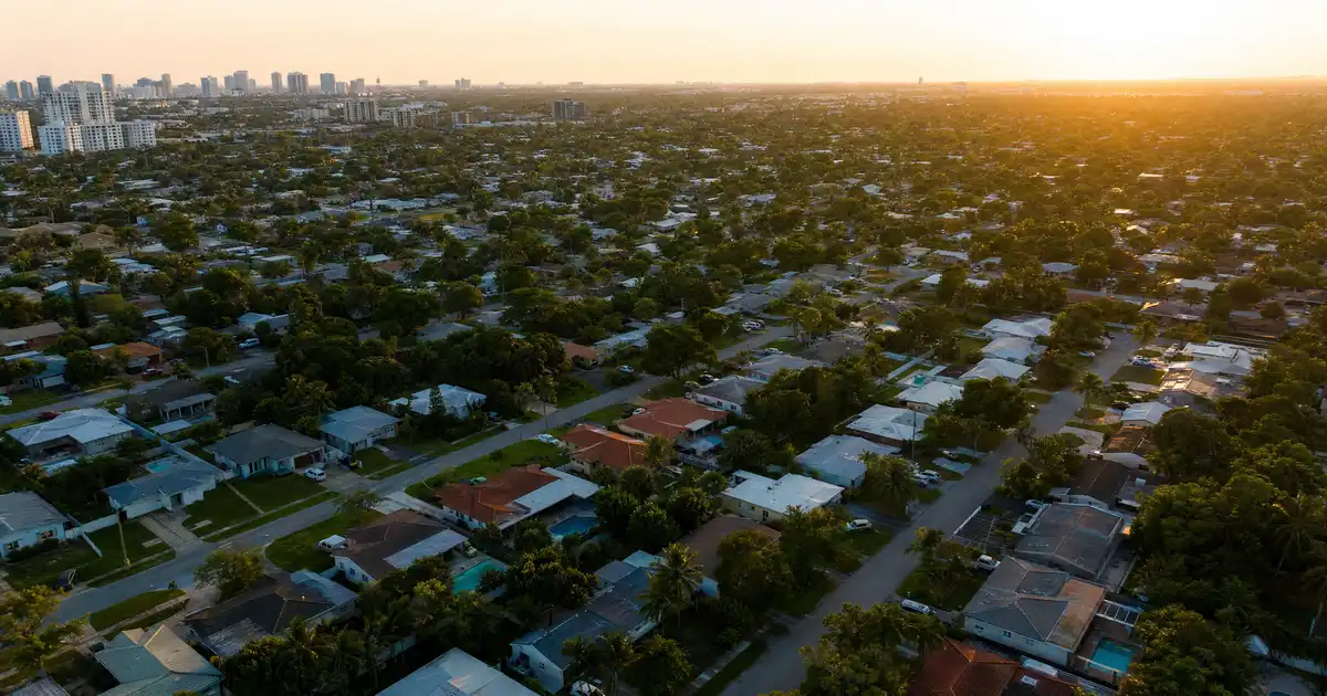 Hollywood, Florida DSCR loans — qualify on the property’s rental income, not personal income.