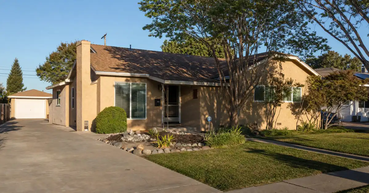 Investment property HELOC Delano — Investment Property HELOC in Delano, California