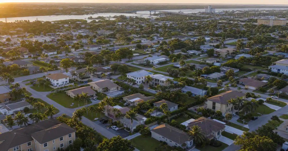 Investment property HELOC Fort Pierce — Investment Property HELOC in Fort Pierce, Florida