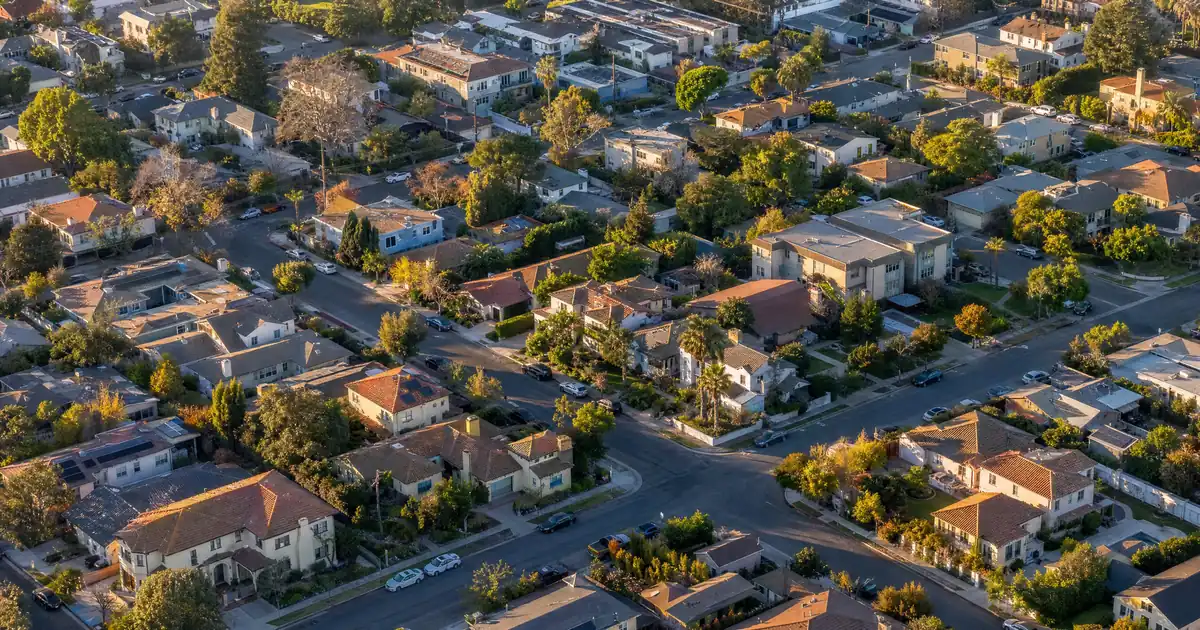 Investment property HELOC Redwood City — Investment Property HELOC in Redwood City, California