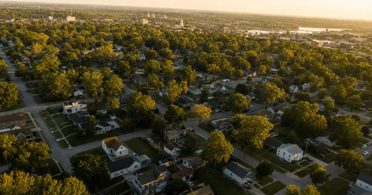 Jefferson City, Missouri DSCR loans — qualify on the property’s rental income, not personal income.