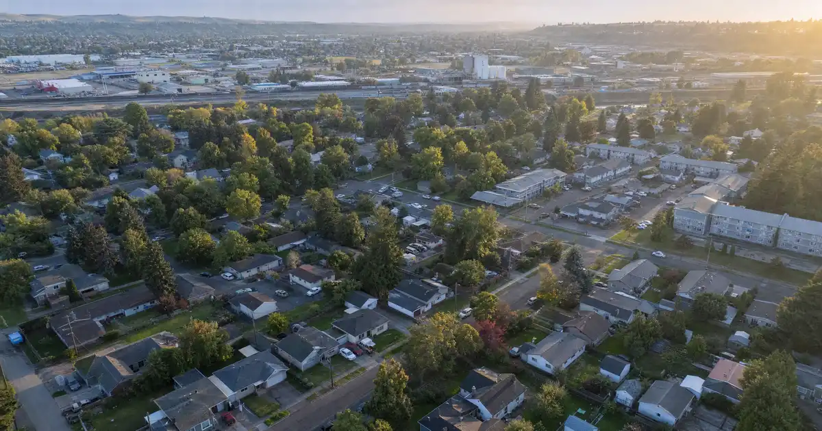 Kelso, Washington bank statement loans — qualify on twelve months of deposits, not tax returns.