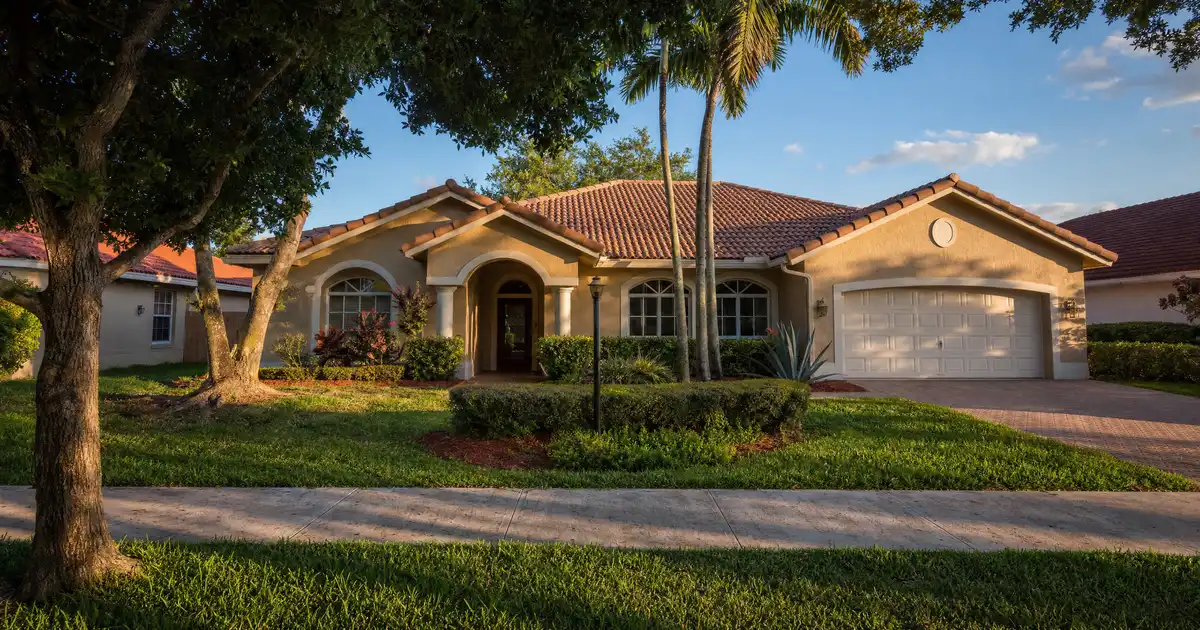 Kendall, Florida bank statement loans — qualify on twelve months of deposits, not tax returns.