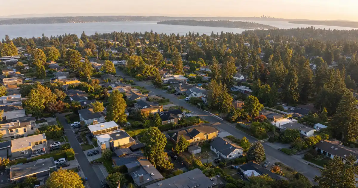 Kirkland, Washington bank statement loans — qualify on twelve months of deposits, not tax returns.