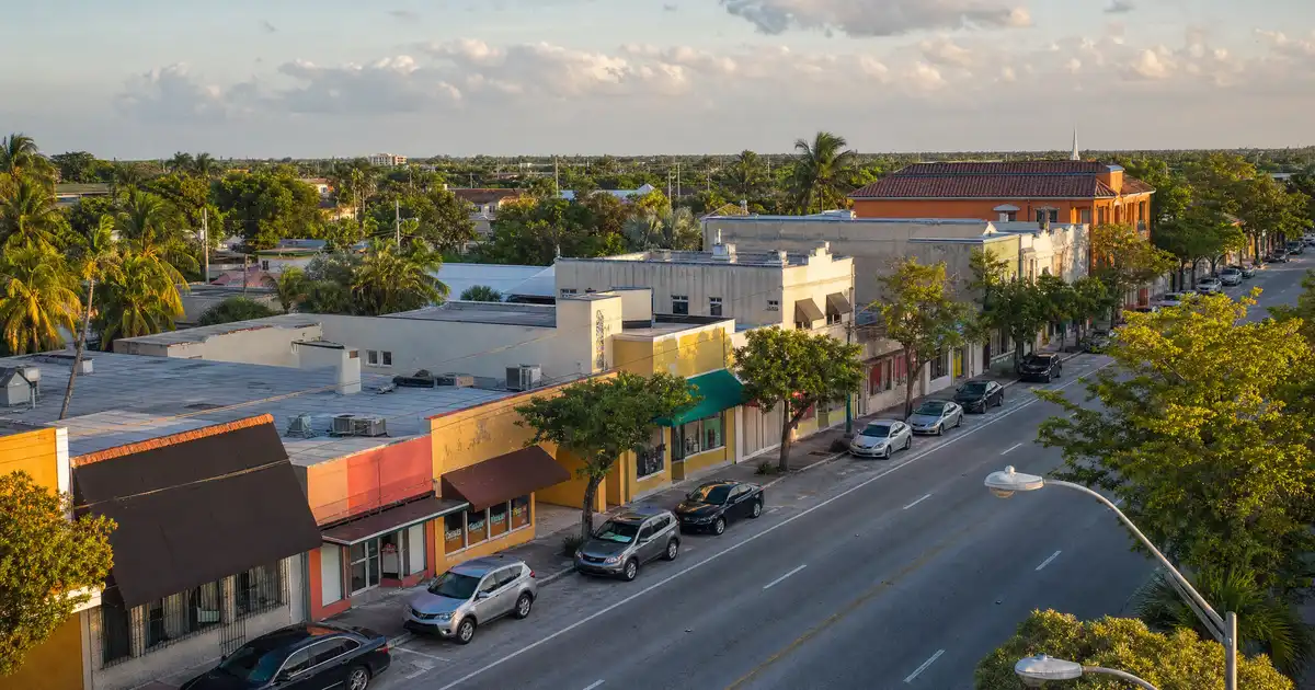 Miami Gardens, Florida bank statement loans — qualify on twelve months of deposits, not tax returns.