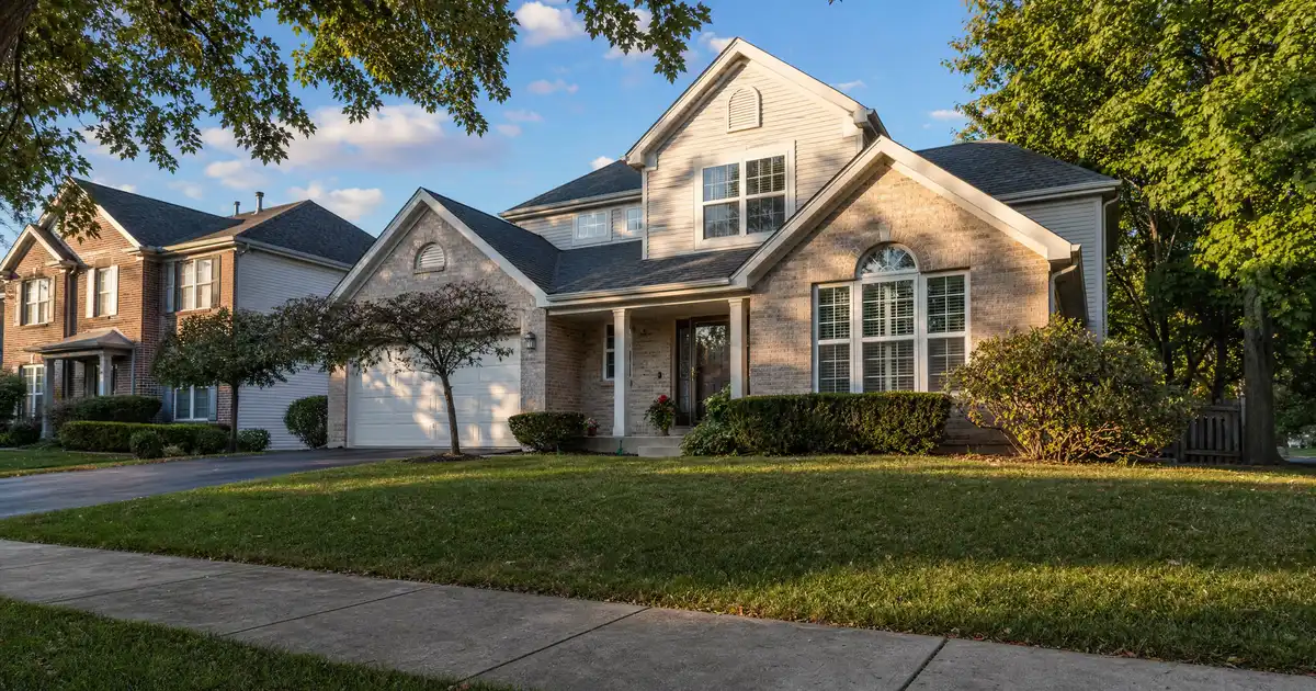 Naperville, Illinois DSCR loans — qualify on the property’s rental income, not personal income.