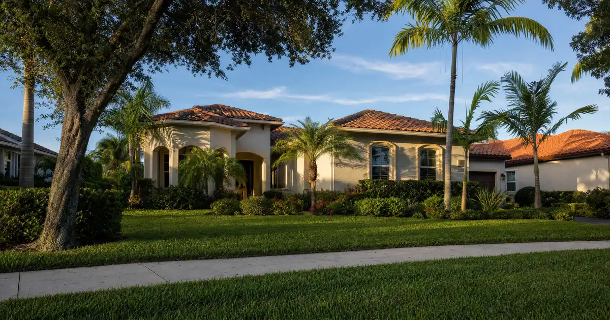 Naples, Florida DSCR loans — qualify on the property’s rental income, not personal income.