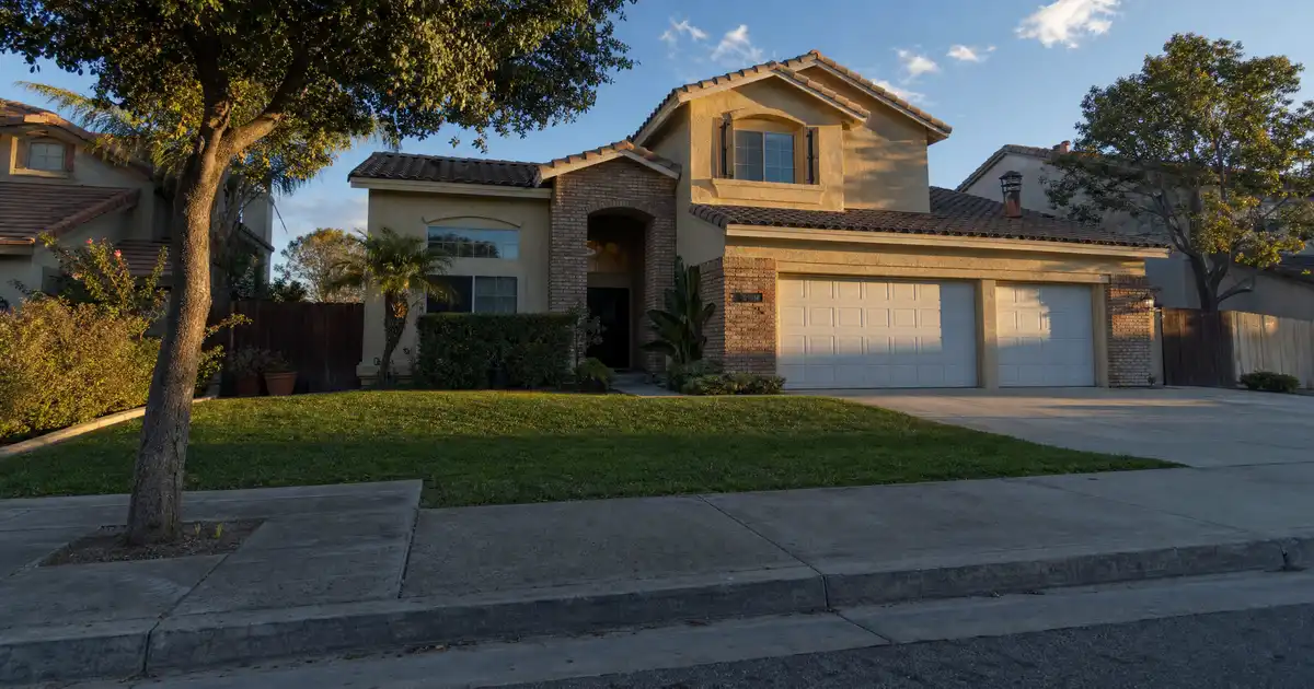 Palmdale, California bank statement loans — qualify on twelve months of deposits, not tax returns.