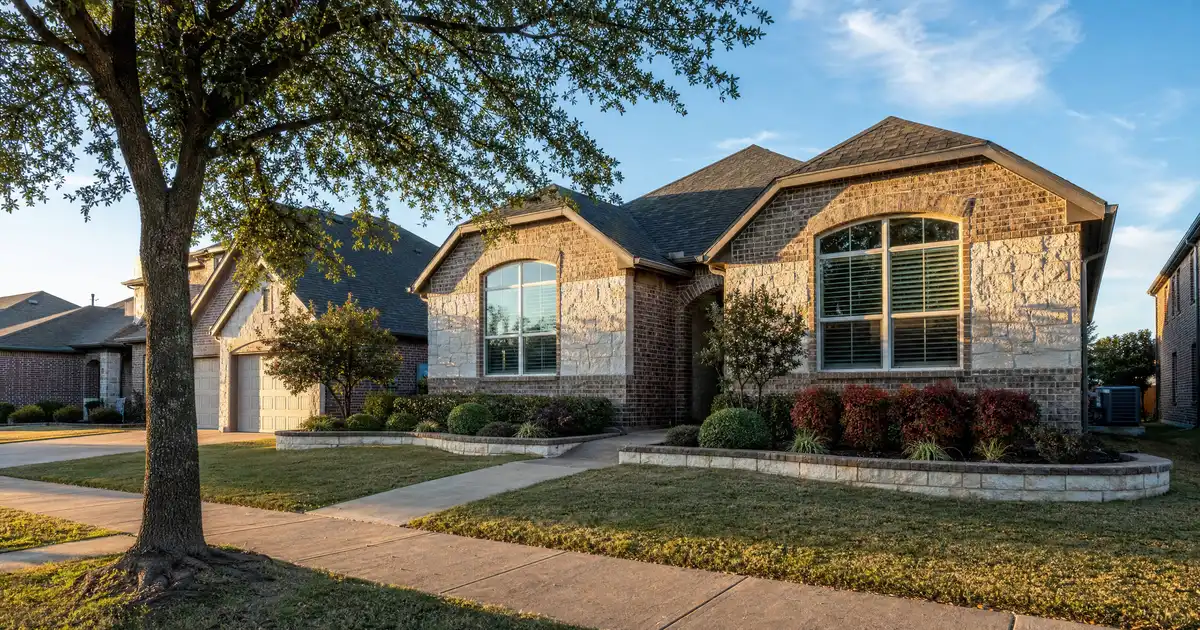 Rowlett, Texas DSCR loans — qualify on the property’s rental income, not personal income.