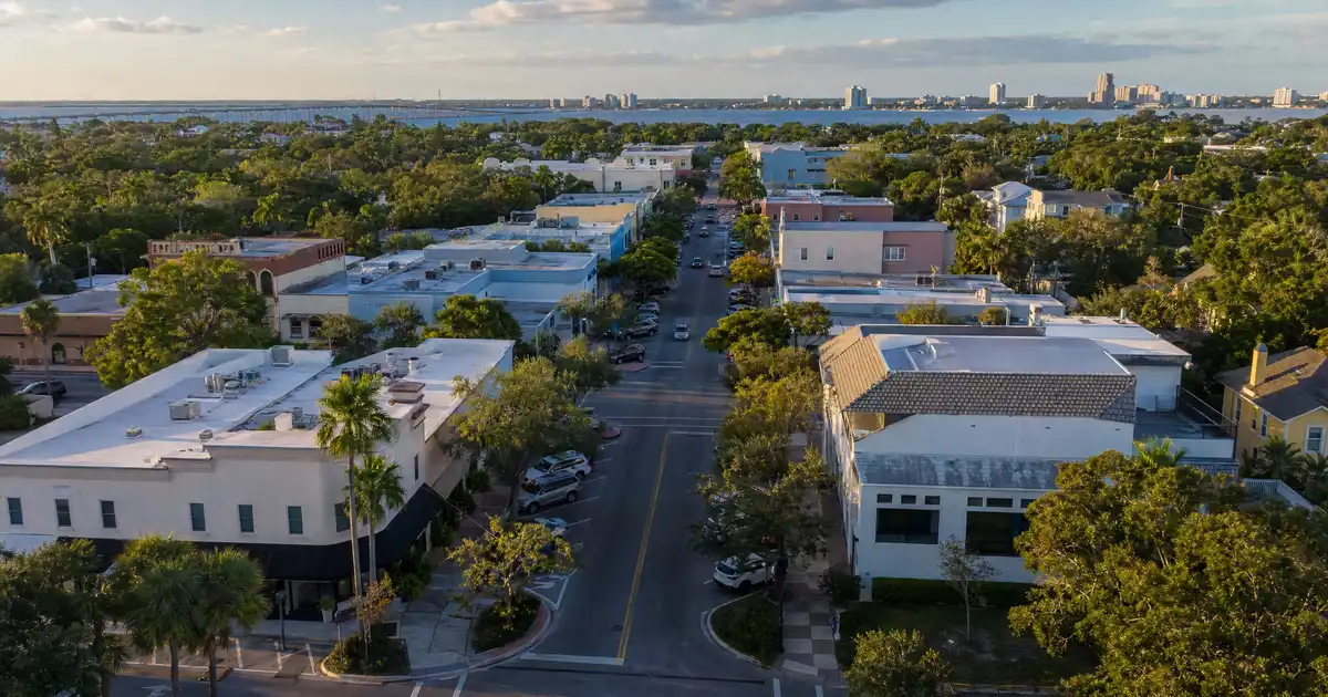 Sarasota, Florida DSCR loans — qualify on the property’s rental income, not personal income.