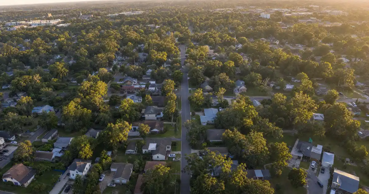 Tallahassee, Florida DSCR loans — qualify on the property’s rental income, not personal income.