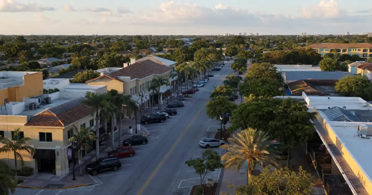 Tamarac, Florida bank statement loans — qualify on twelve months of deposits, not tax returns.