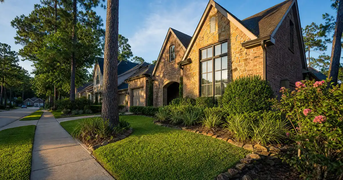 The Woodlands, Texas bank statement loans — qualify on twelve months of deposits, not tax returns.