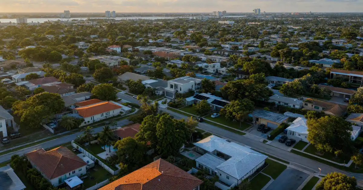 West Palm Beach, Florida DSCR loans — qualify on the property’s rental income, not personal income.