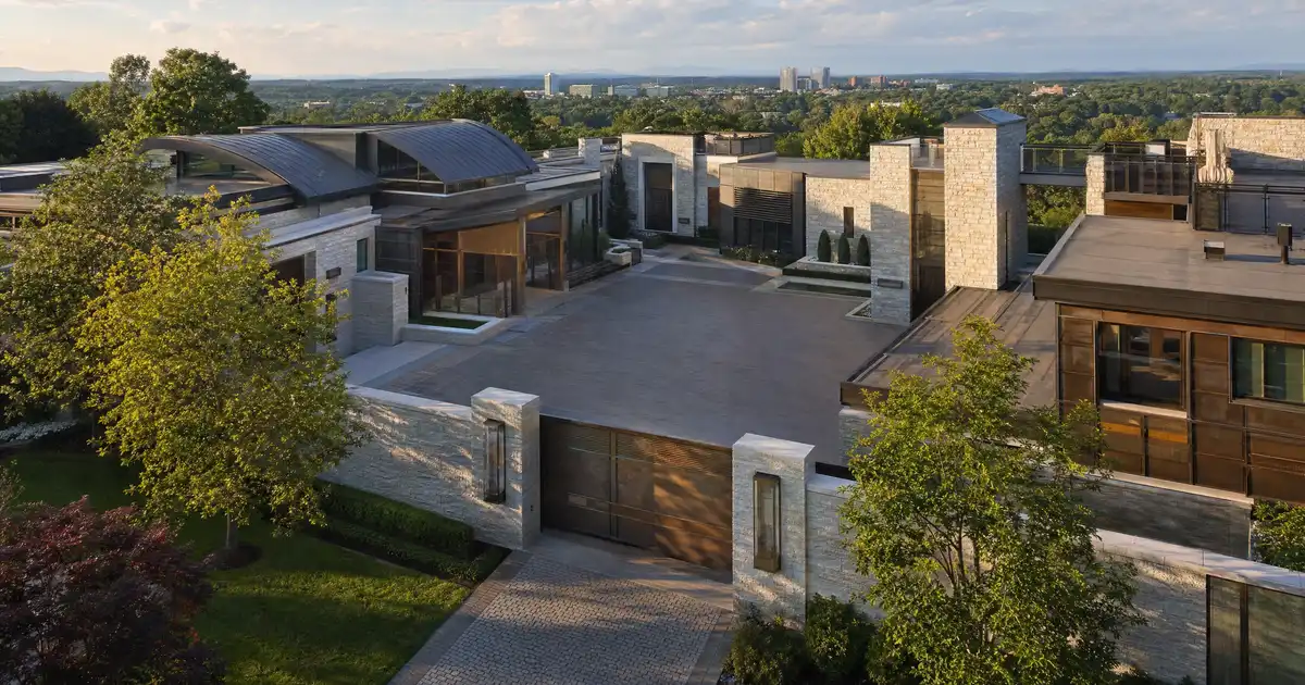 Super jumbo DSCR loans in Amherst Town, Massachusetts