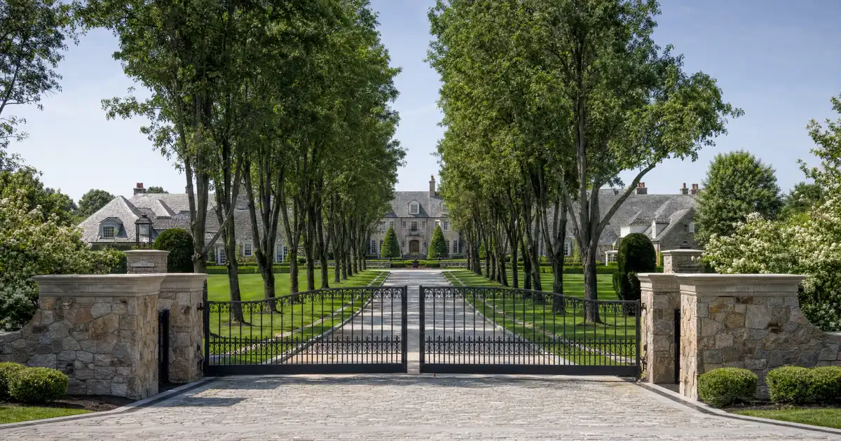 Super jumbo DSCR loans in Bristol, Connecticut