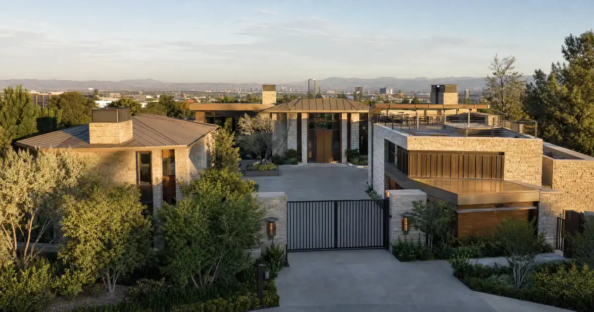 Super jumbo bank statement loans in Burbank, California