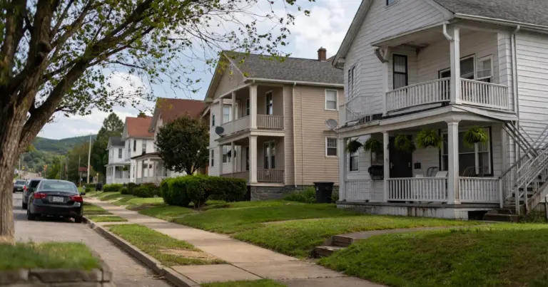 Cash Out Refinance Radford Virginia | Lendmire