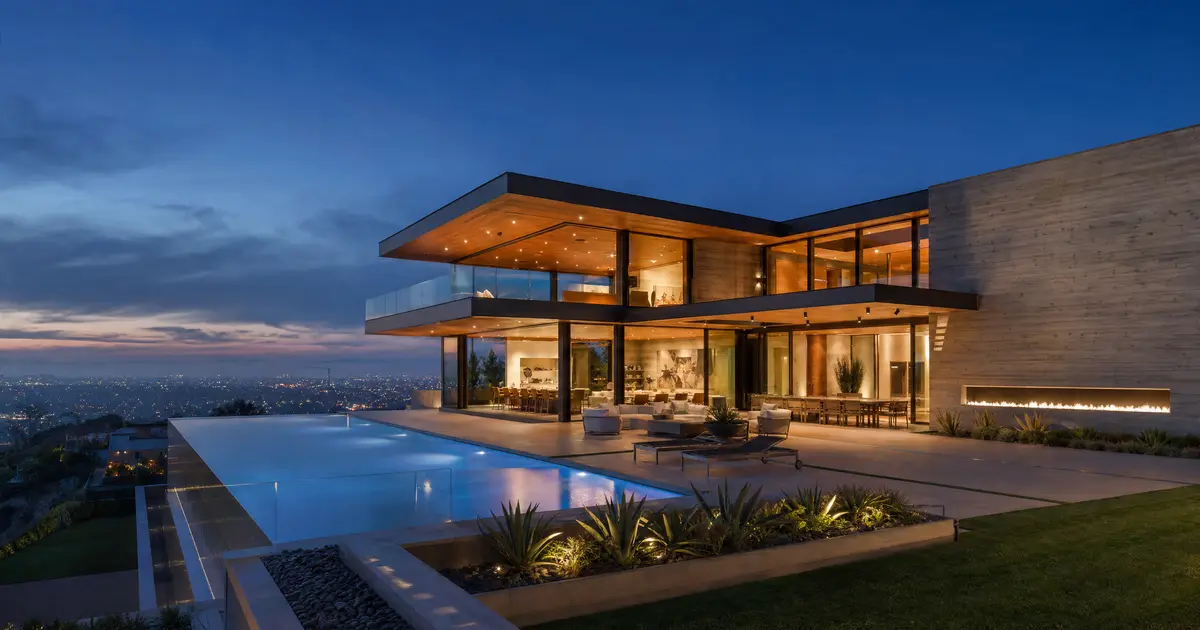Super jumbo bank statement loans in Costa Mesa, California