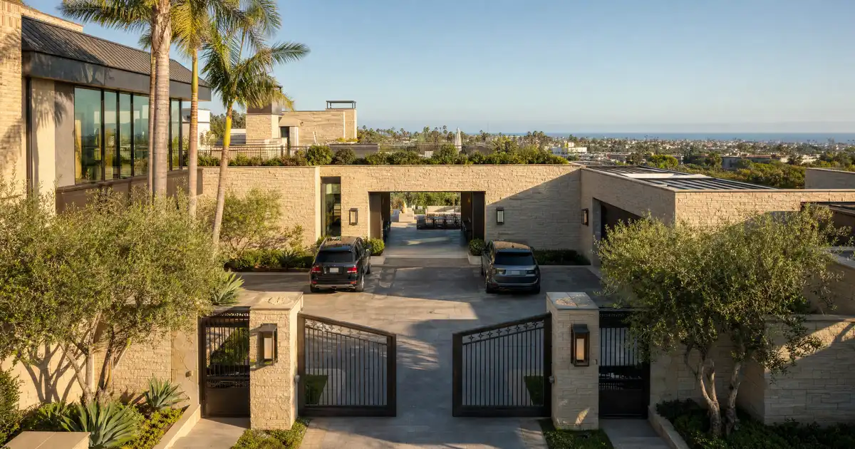Super jumbo DSCR loans in Encinitas, California