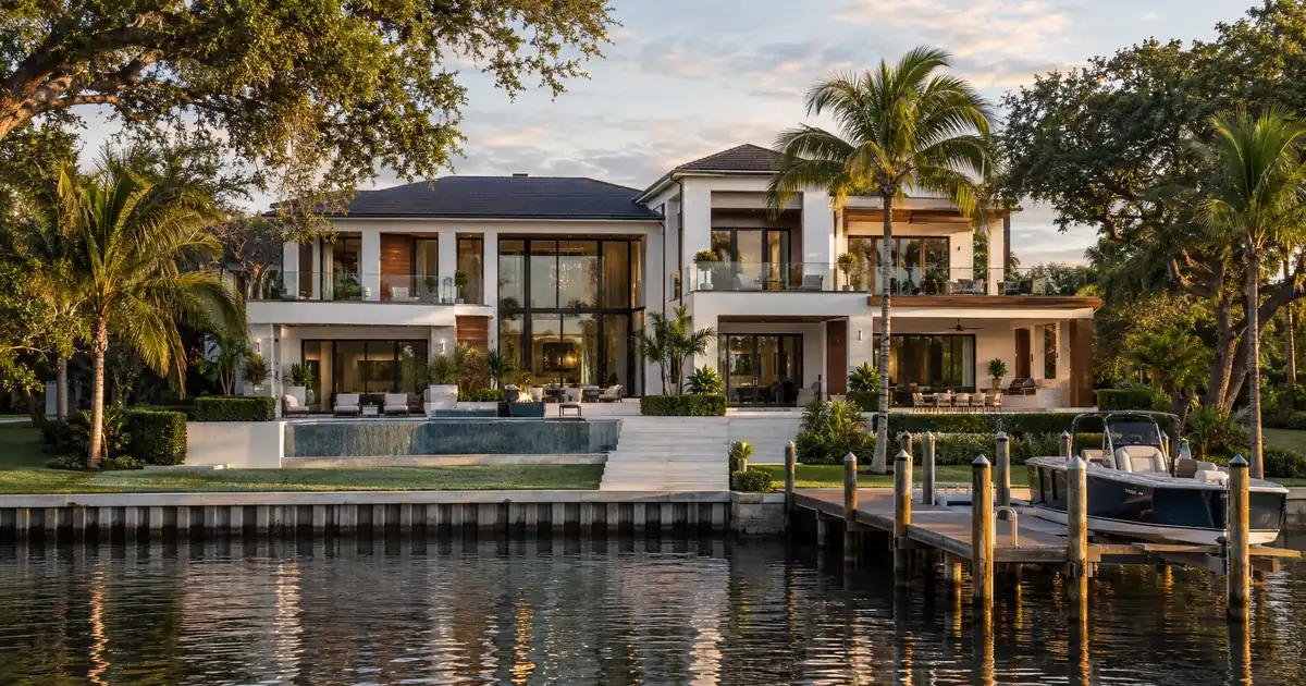 Can A 1099 Consultant Satisfy Second-home Occupancy Rules?