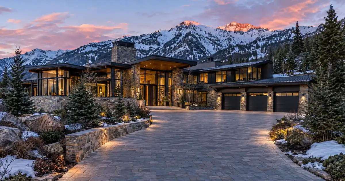 How Interest-only Resets Work On An Asset-based Second-home Loan?