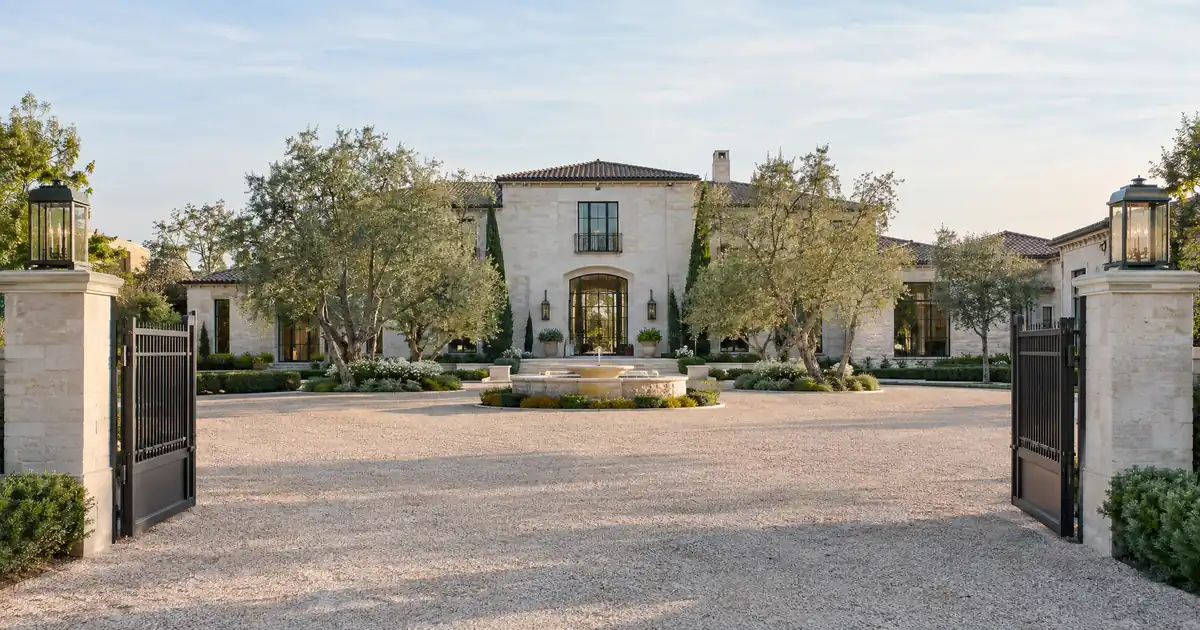How A Luxury DSCR Loan Counts A Practice Owner's Prior Rental History?