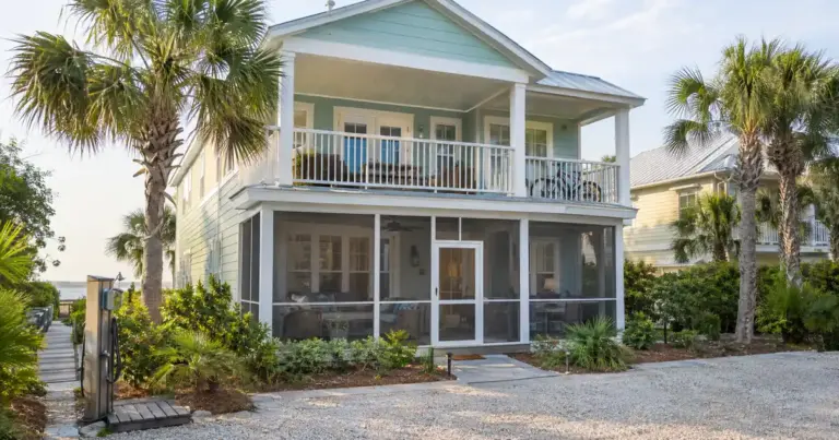 What HOA Dues And Insurance Do To A Vacation Rental DSCR Loan?