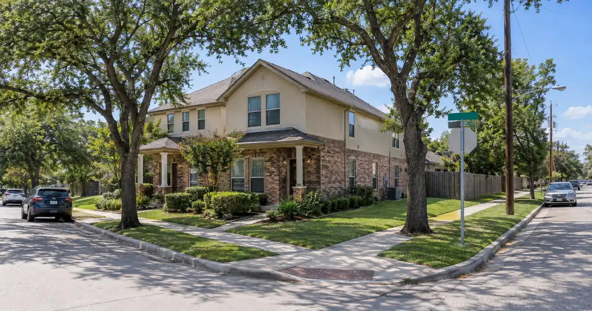 DSCR Cash Out Refinance in Grand Prairie, Texas: Can Your Rent Cover a Bigger Loan After Pulling Equity?