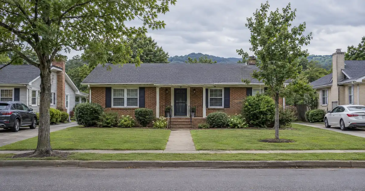 DSCR Cash Out Refinance in Lakeland, Tennessee: Can the Rent Cover a Bigger Loan?
