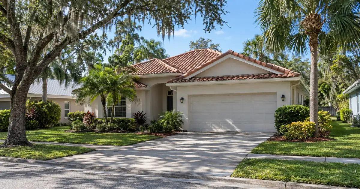 DSCR Cash Out Refinance in Melbourne, Florida: How Rent Math Clears at 75% LTV in Eau Gallie