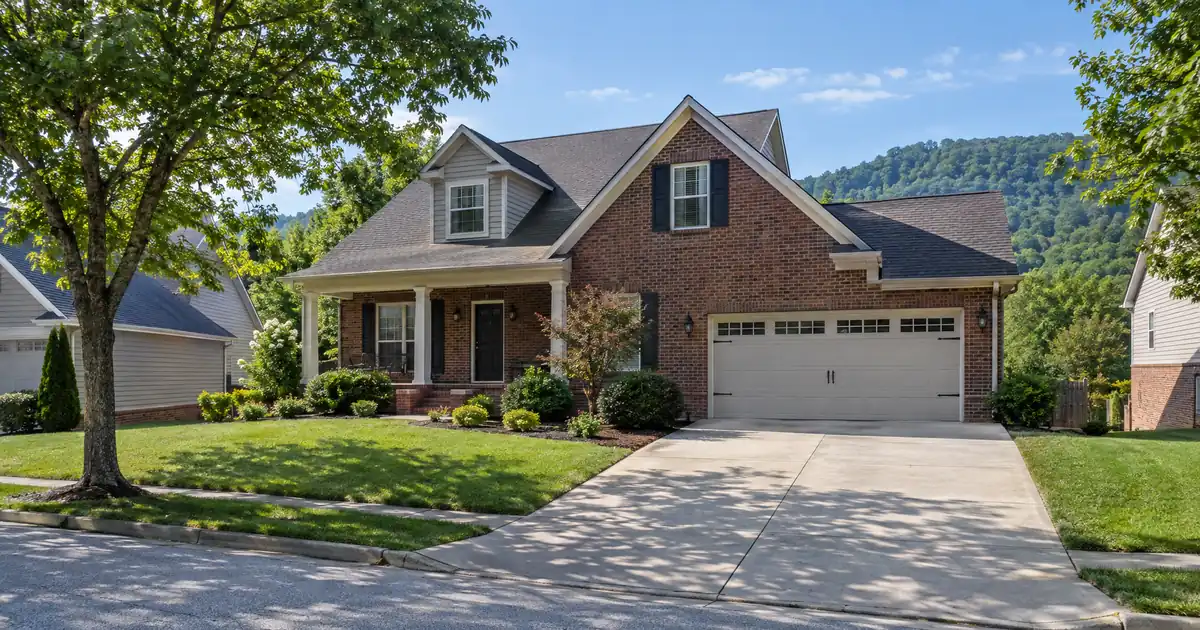 DSCR Cash Out Refinance in Pikeville, Kentucky: How Rent Math Clears at 75% LTV by Campus