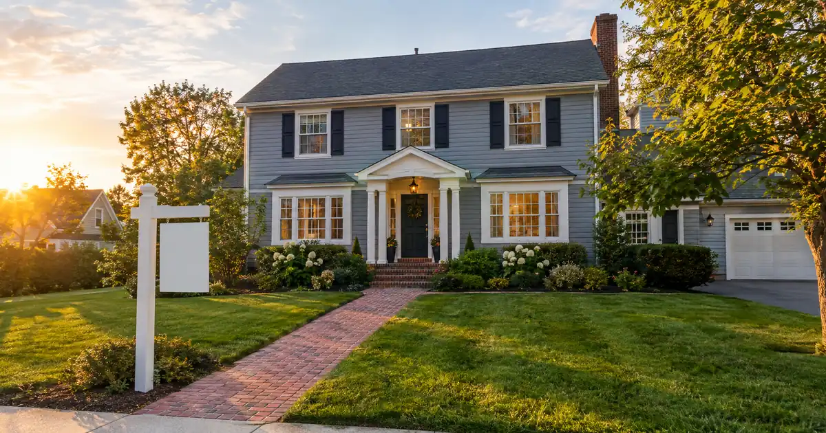 Building Your Credit While The Fed Hikes And Mortgage Rates Climb